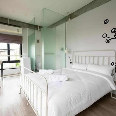 Bedspread Hostel (Adults Only) กรุงเทพมหานคร ภายนอก รูปภาพ