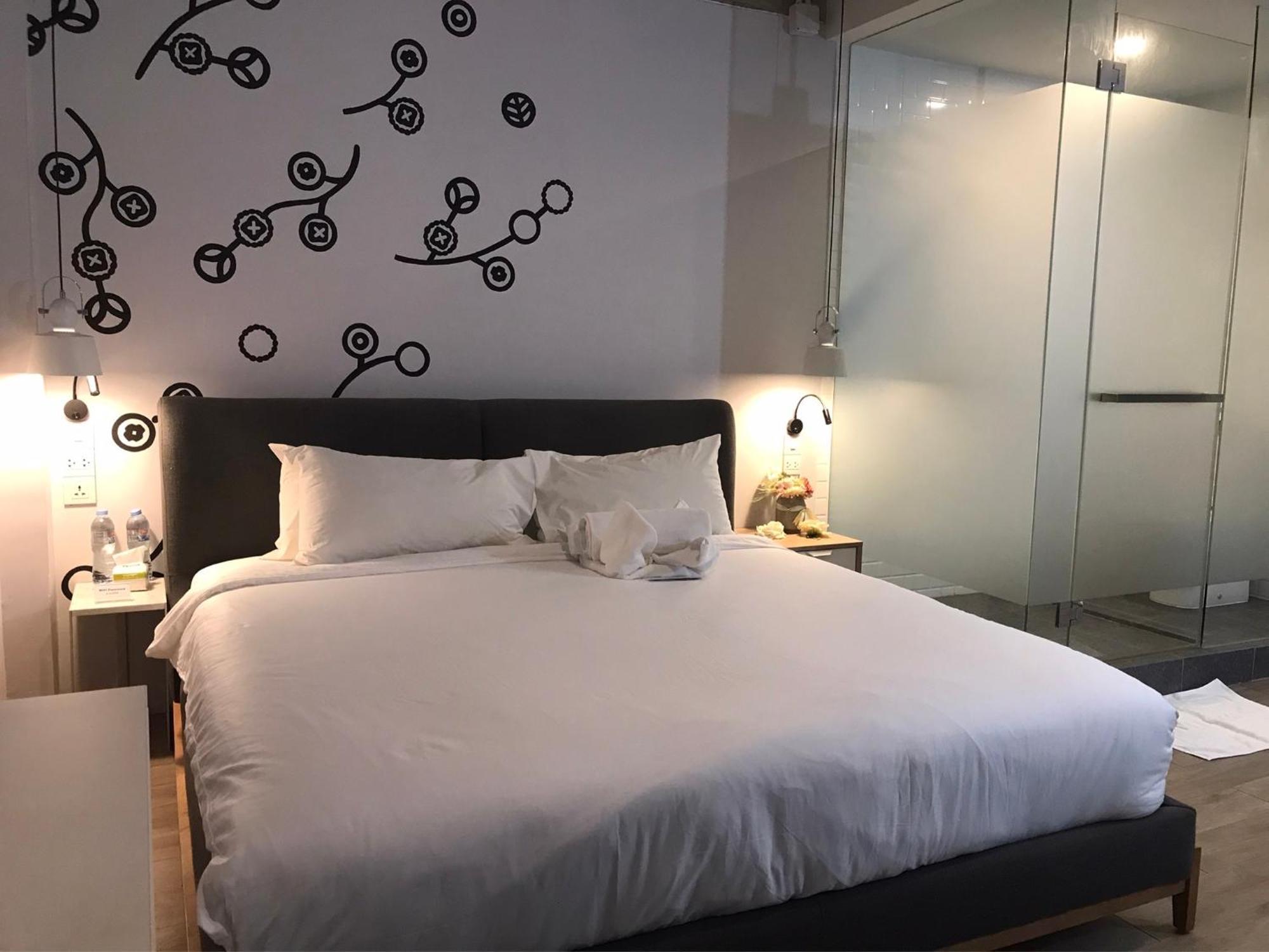 Bedspread Hostel (Adults Only) กรุงเทพมหานคร ภายนอก รูปภาพ